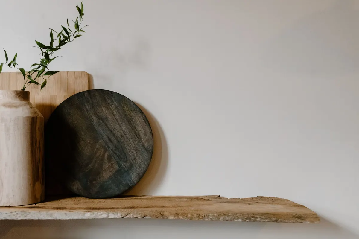 thrifted wooden plate stand wall mounted rustic kitchen