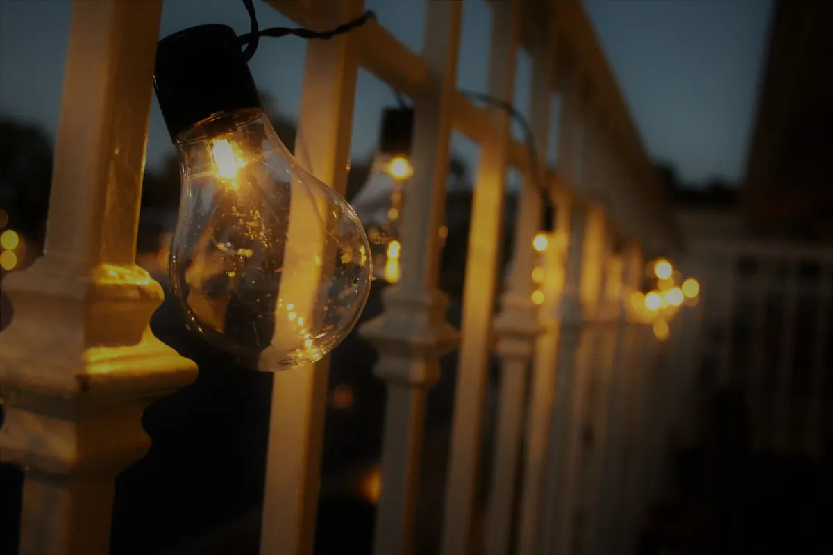 outdoor solar string lights patio night